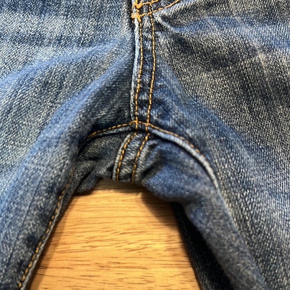 Women’s AE Crop Jeans Size 6 - Picture 6 of 7